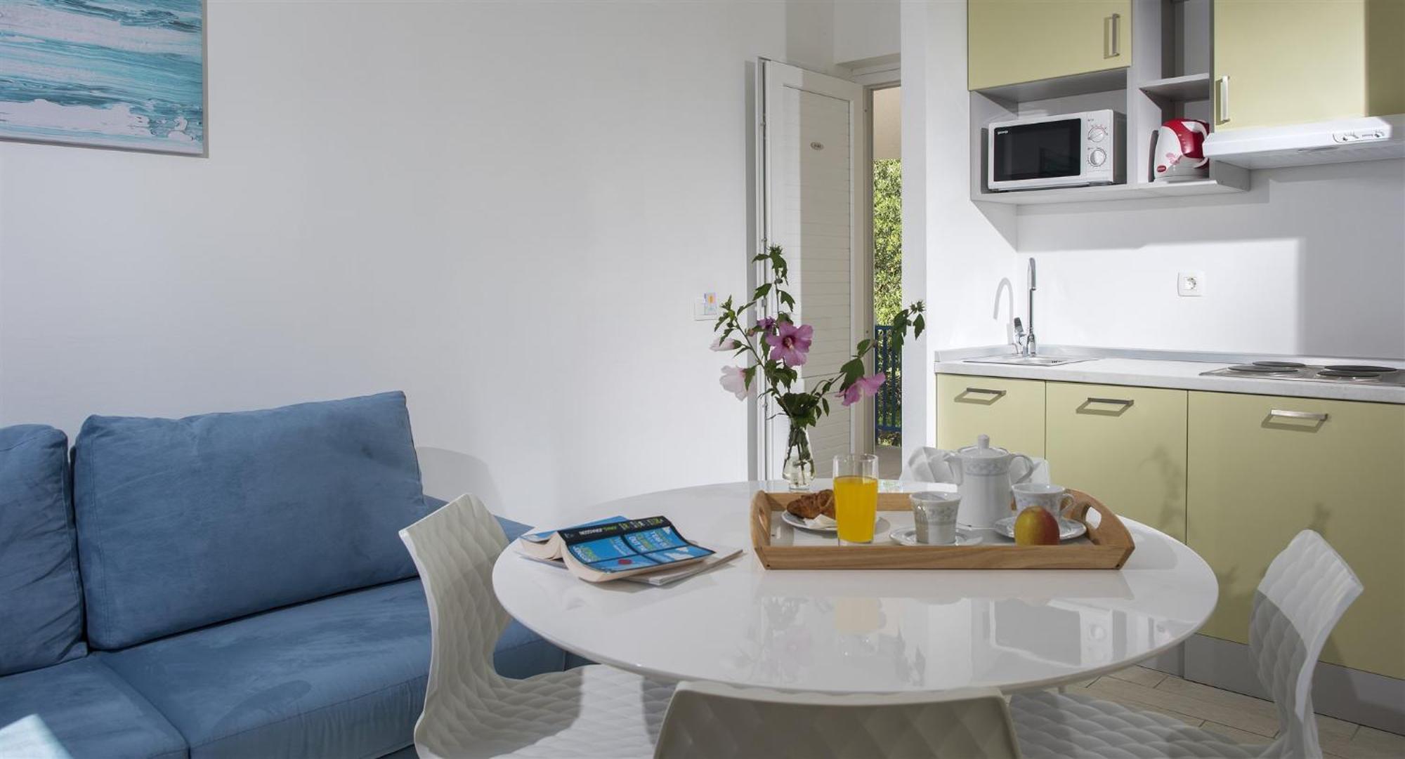 Aminess Vival Port9 Residence Корчула Номер фото